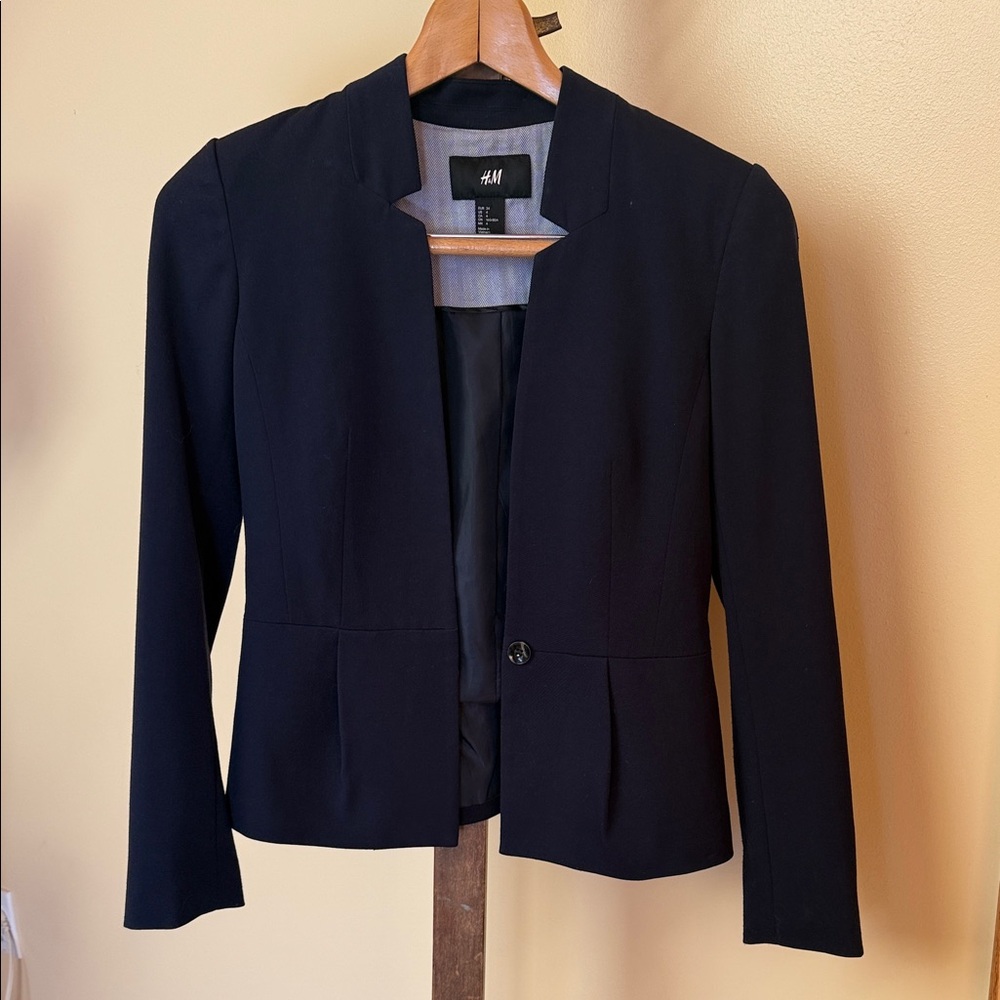 H&M Elegant Black Women's Navy Suit Jacket